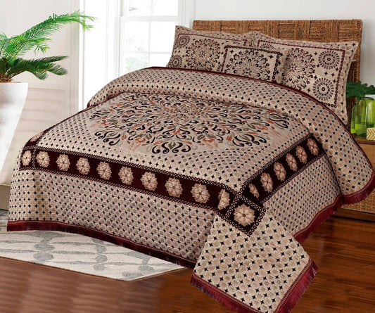 Mehroon Velvet jacquard Bedsheet —5 Pcs Set