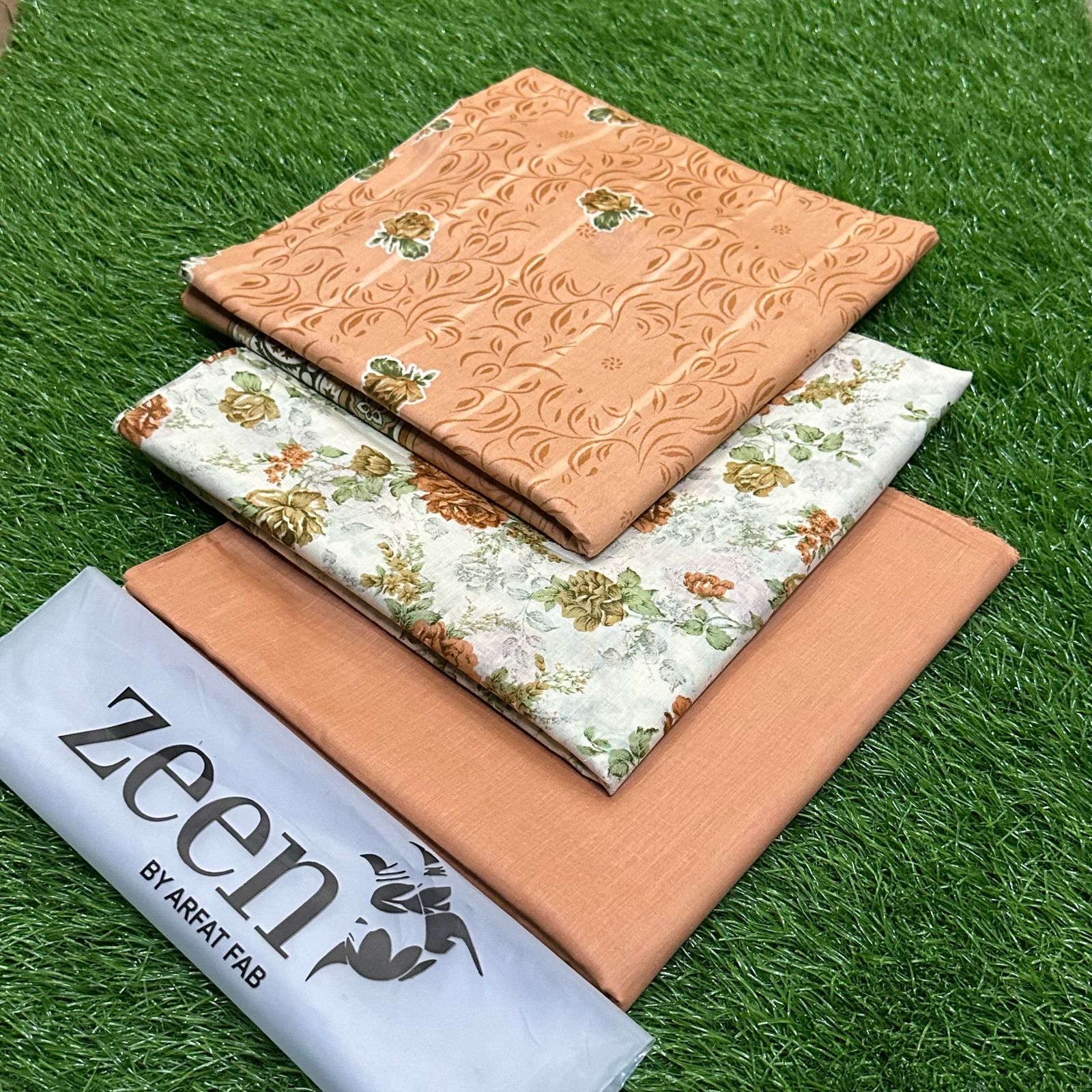 ZEEN LAWN 3P WITH ZARI & LAWN DUPPATA