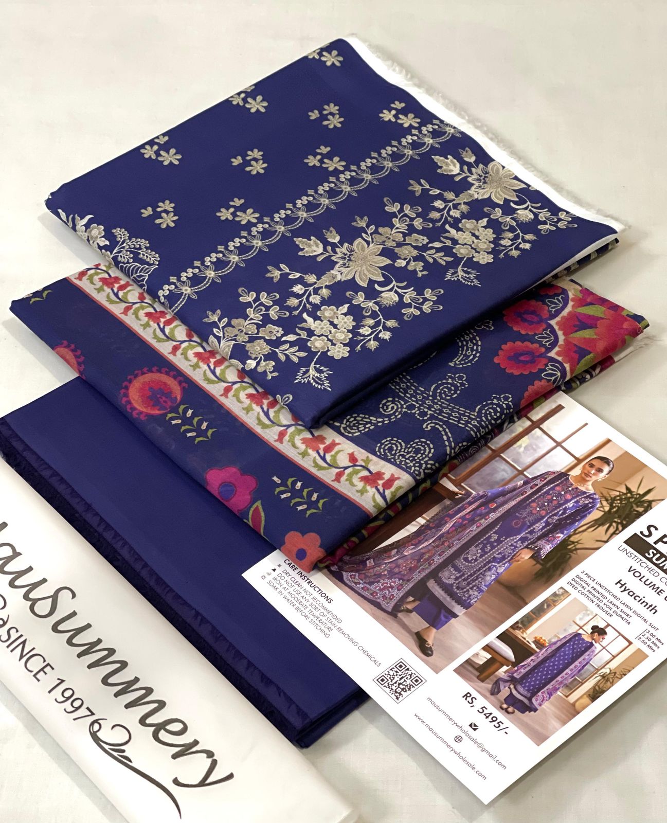 BRAND MAUSAMMRY LAWN SUIT
