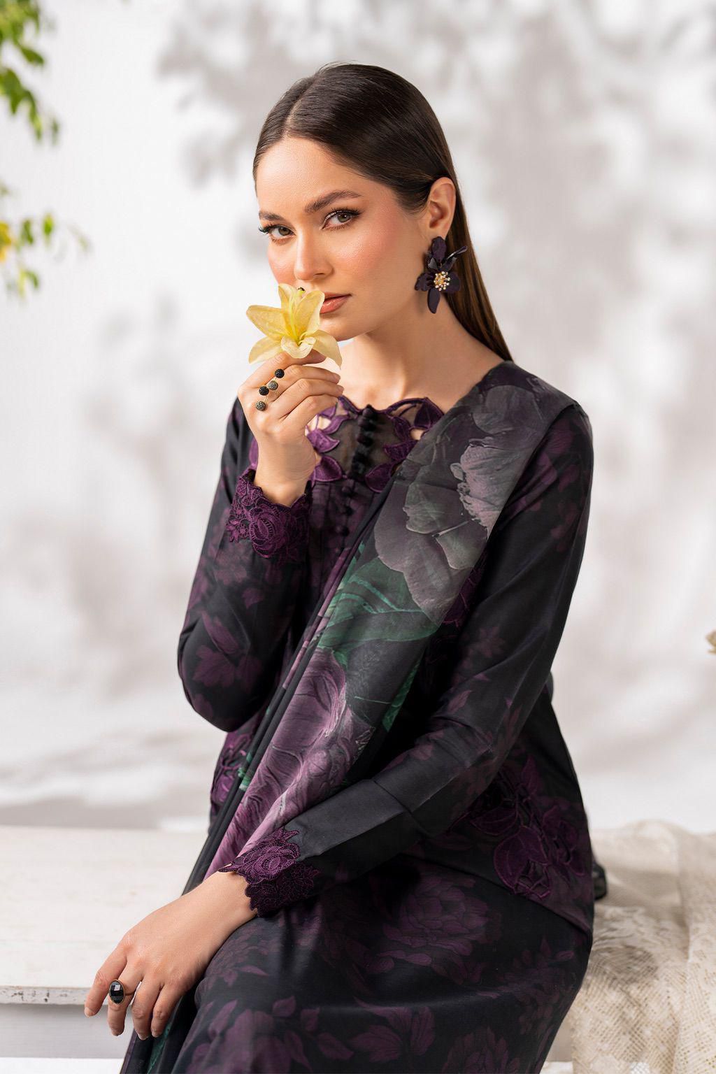 IZNIK 3 Peice Suit