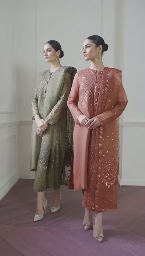 BAROQUE UNSTITCHED 3 PIECE Suit